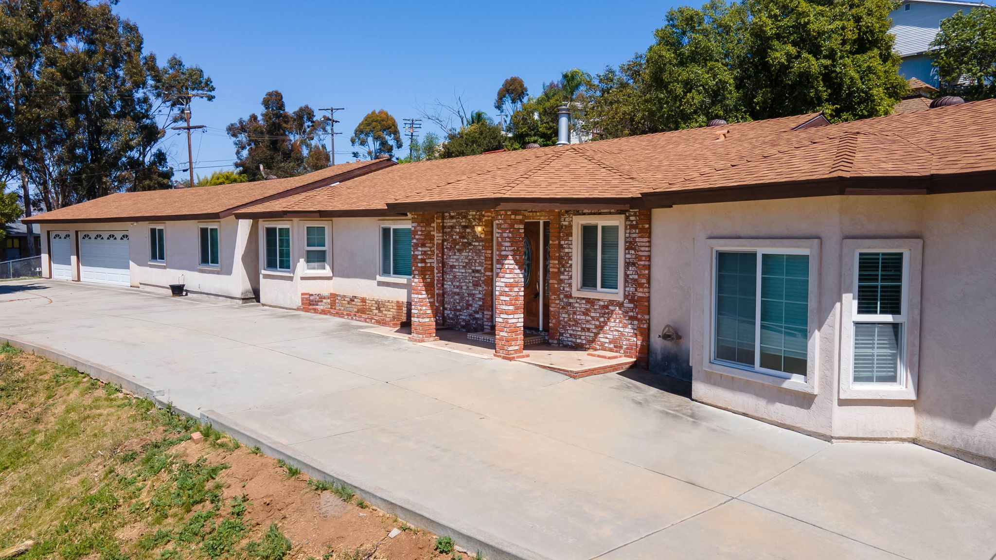 11669 Valle Vista Rd, Lakeside, CA 92040