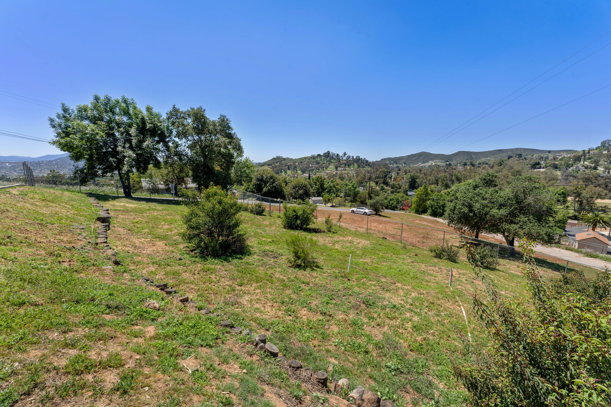 11669 Valle Vista Rd, Lakeside, CA 92040