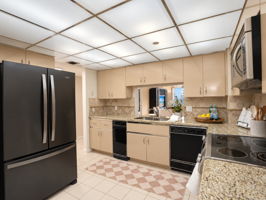  Photo 39