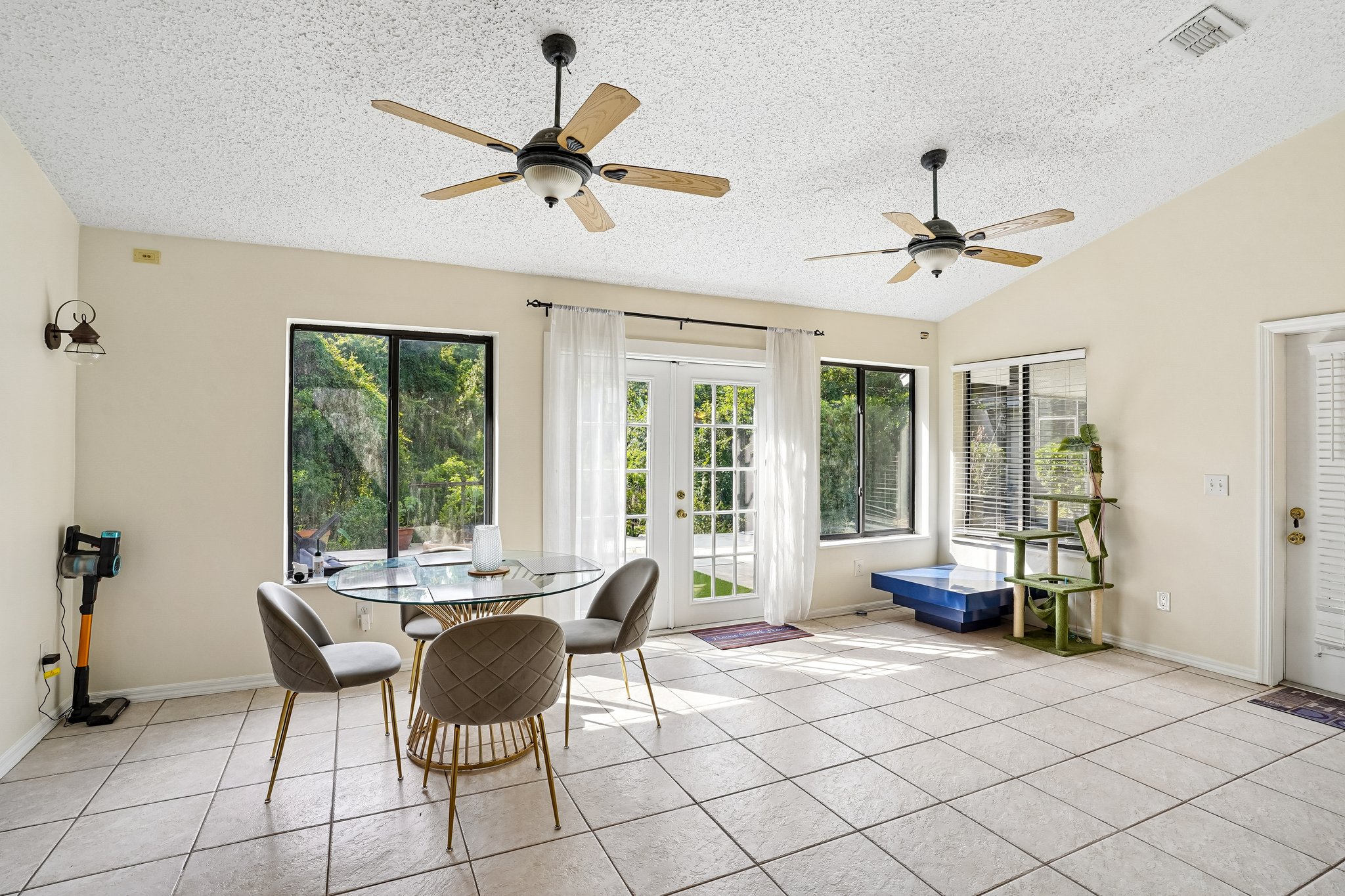 Woodland Terrace Trl-S1906-009.jpg