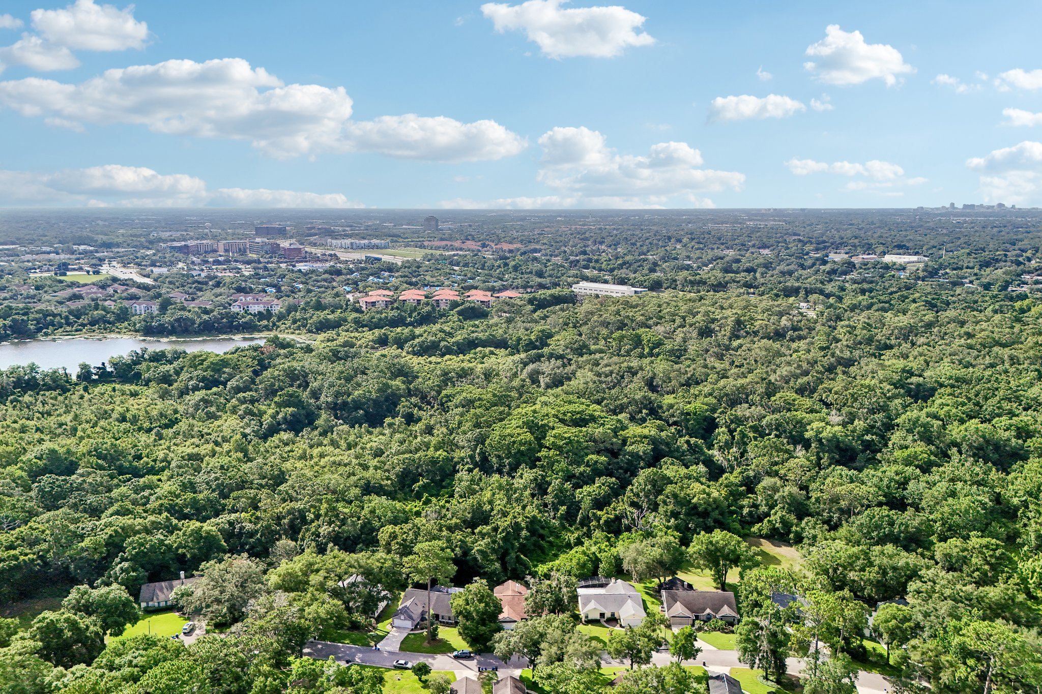 Woodland Terrace Trl-S1906-056.jpg