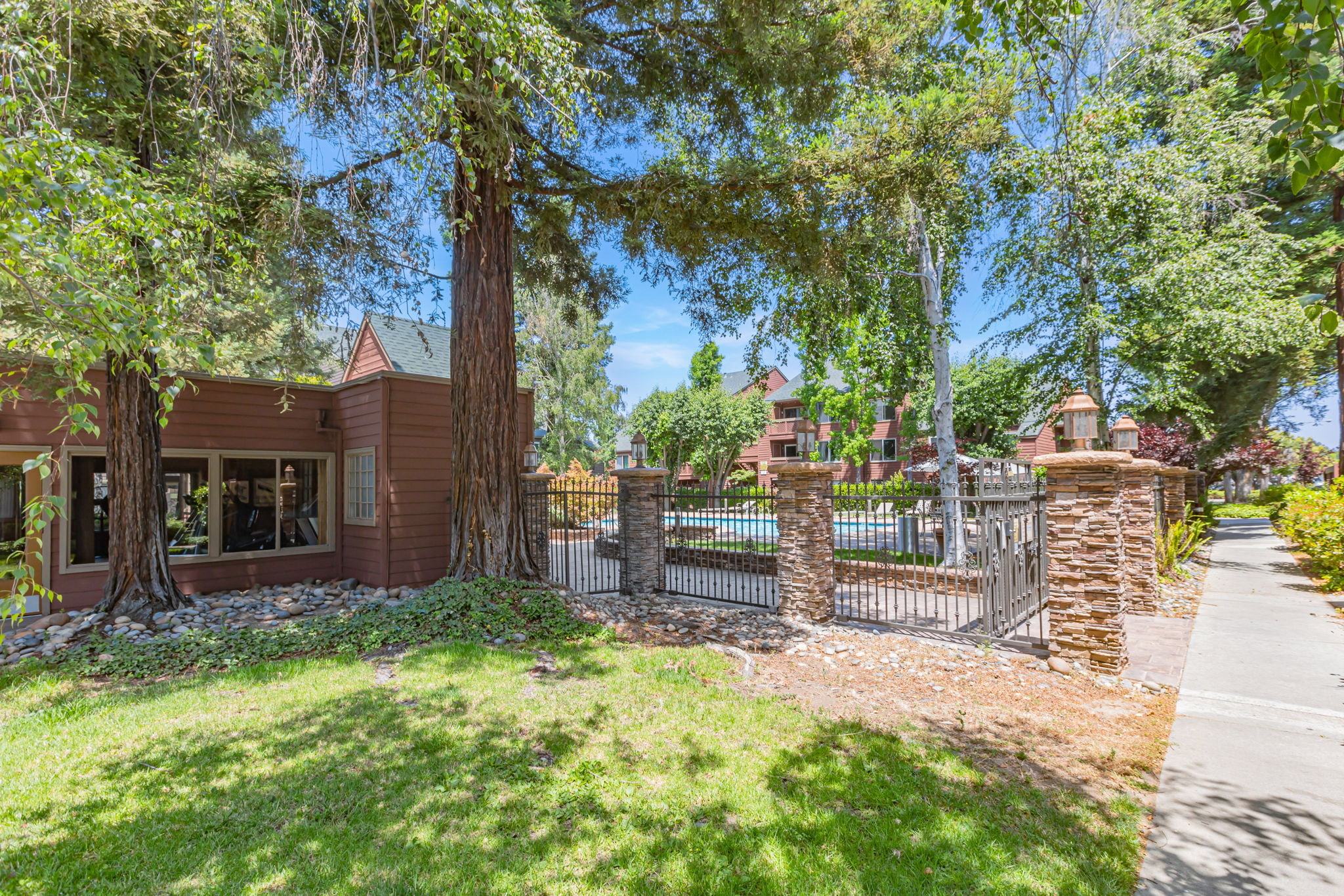 030_1167 Yarwood Ct San Jose