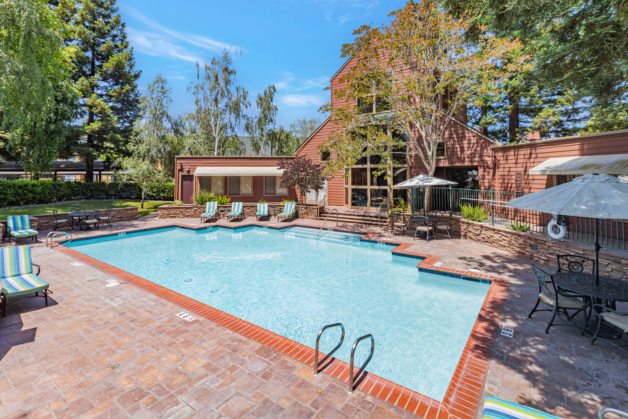 032_1167 Yarwood Ct San Jose