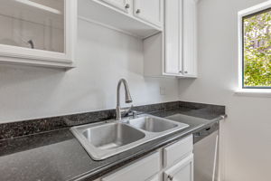 013_1167 Yarwood Ct San Jose