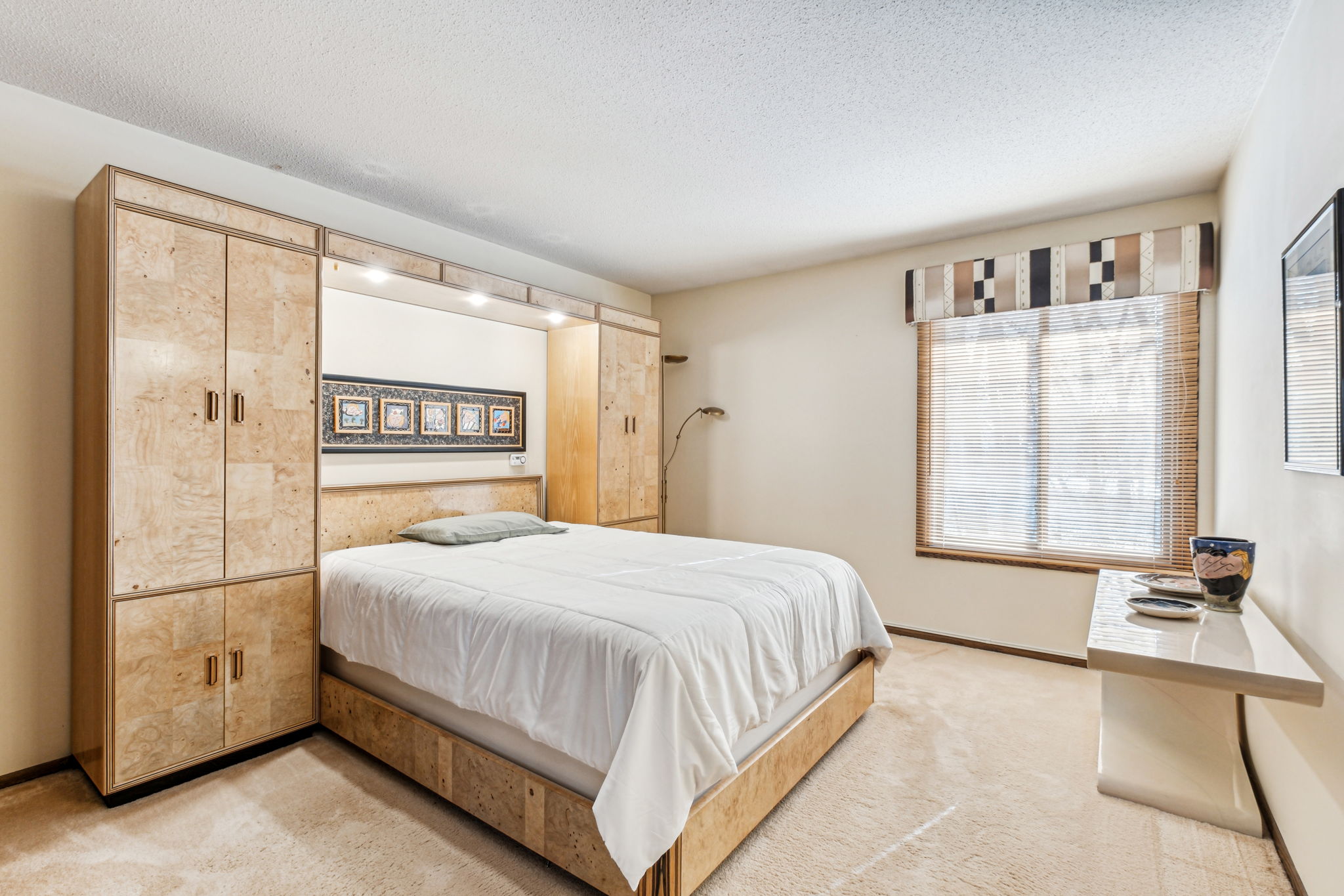 15_Interior