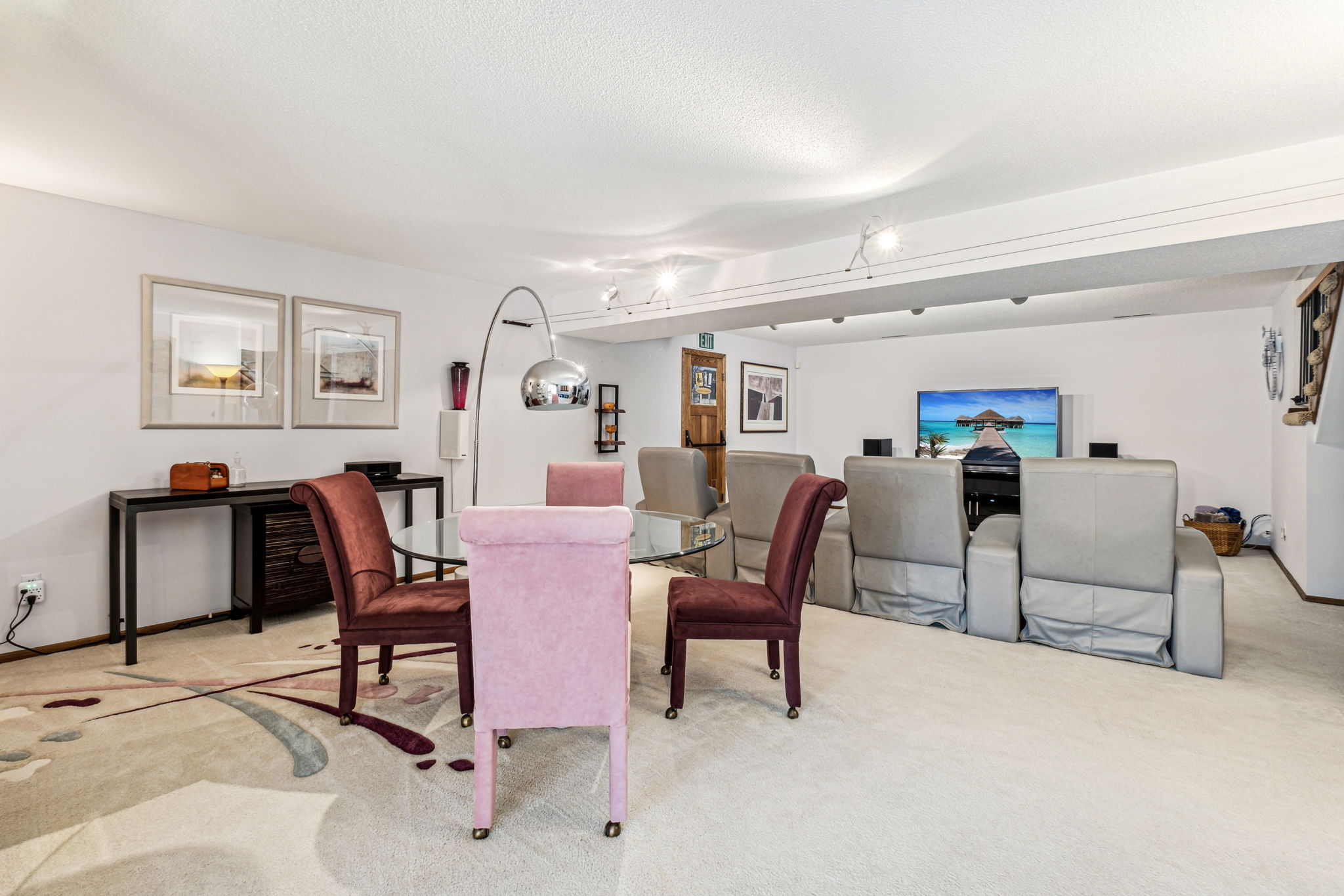 13_Interior