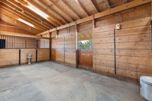 Barn