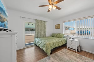 7th St N 1-S0907-018.jpg