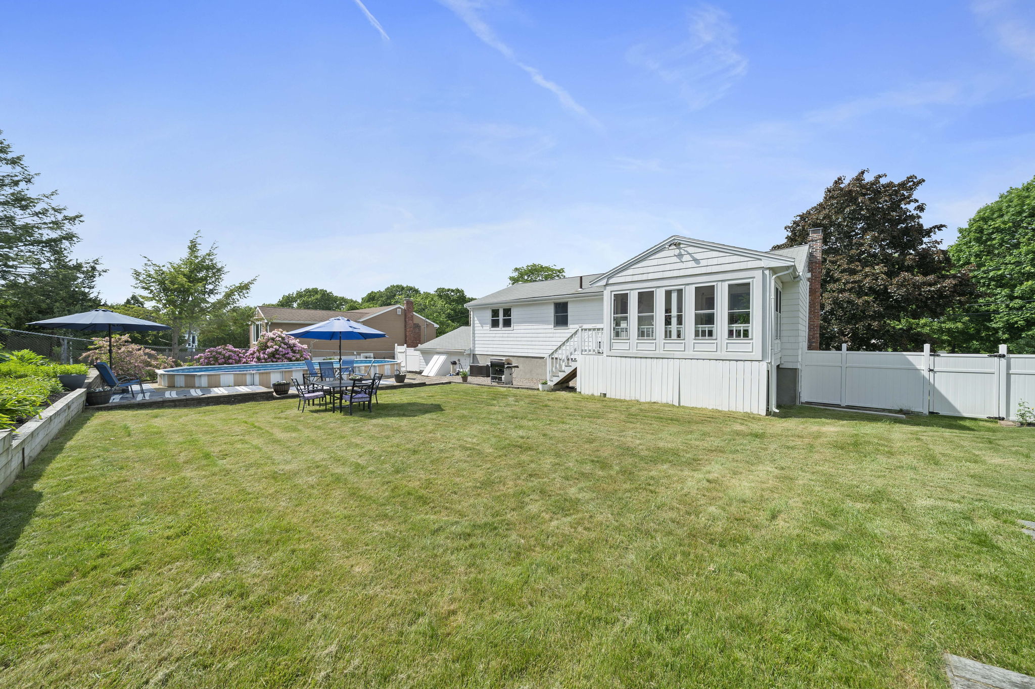 Private, fenced in yard