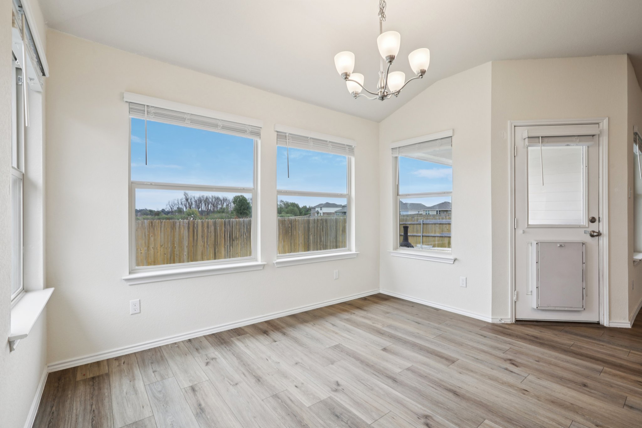 Break Ave-S0612-013.jpg