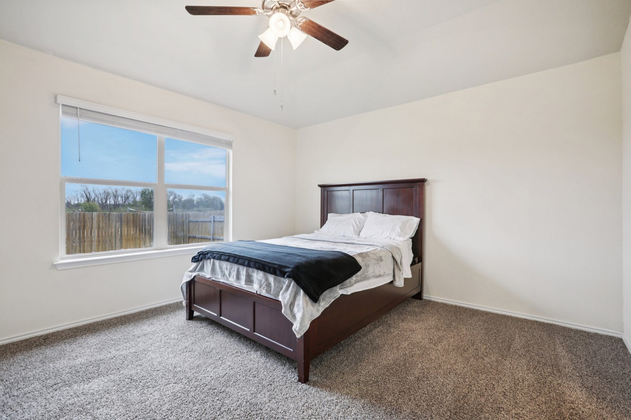 Break Ave-S0612-035.jpg