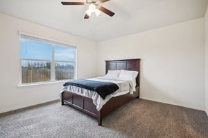 Break Ave-S0612-035.jpg