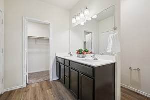 Break Ave-S0612-039.jpg