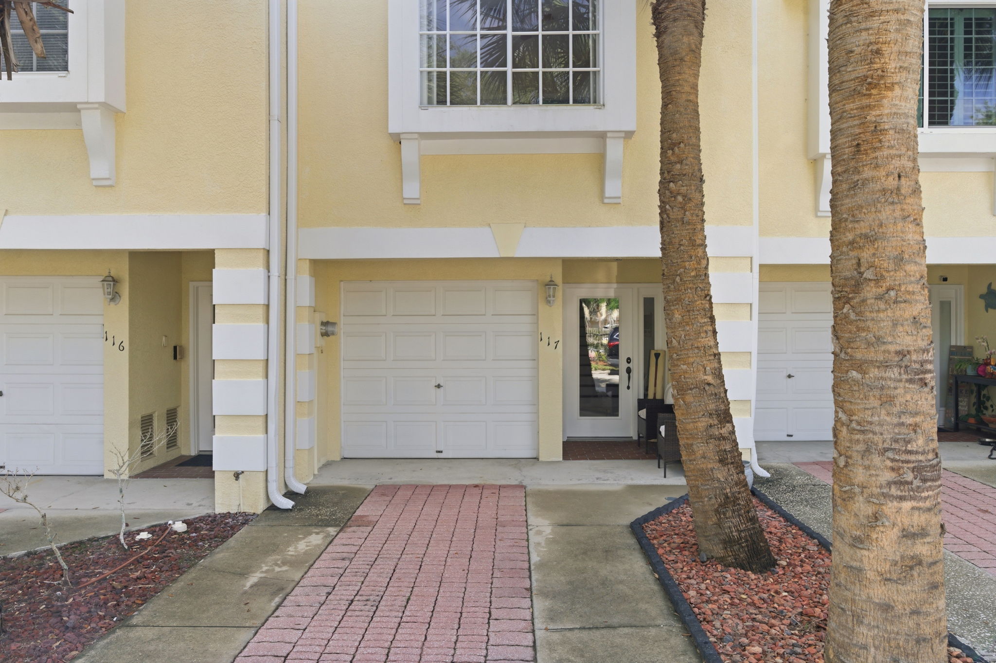 Front Exteriors (3)