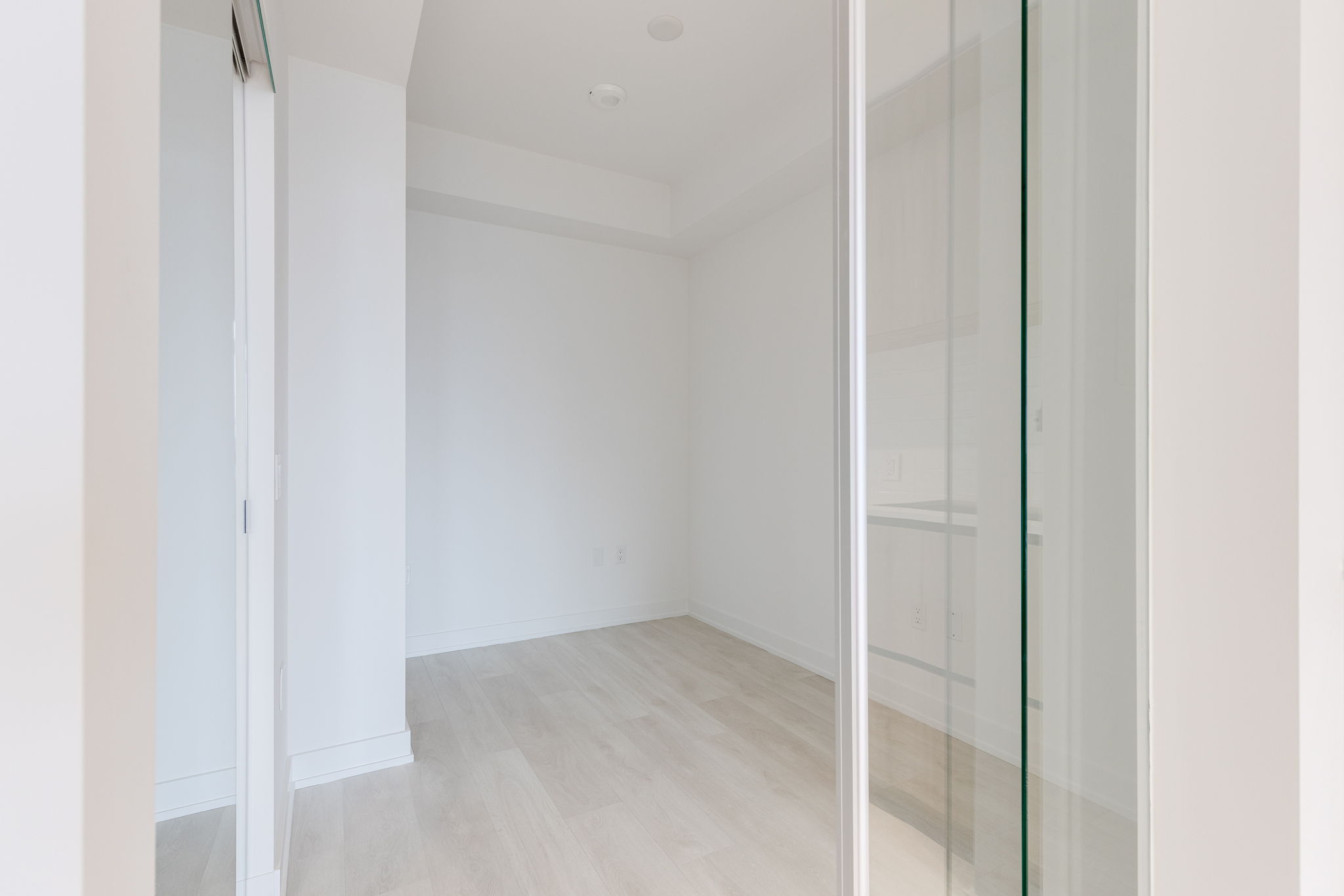 Toronto property showcase — delivered property photograph 14