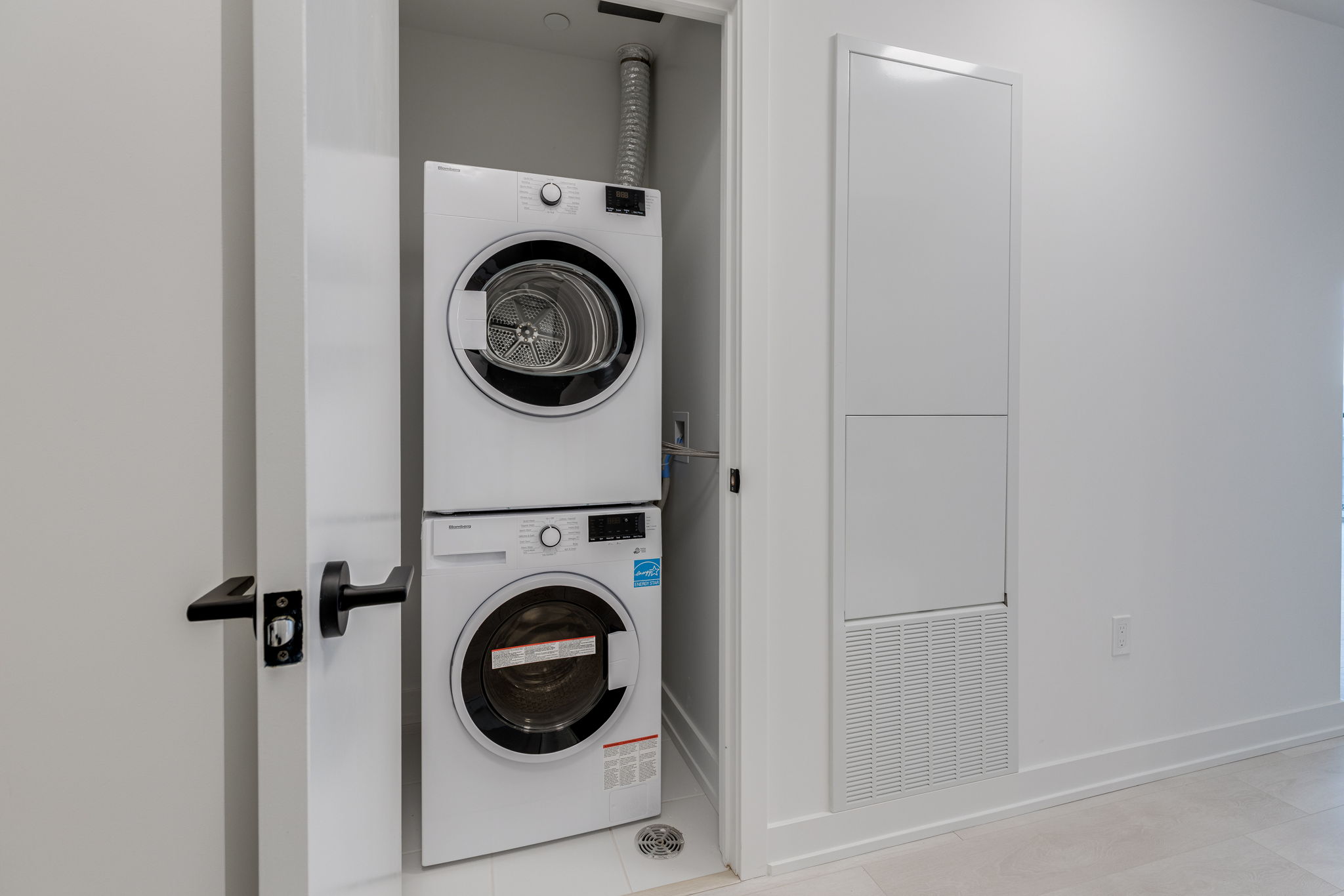 Toronto property showcase — delivered property photograph 18