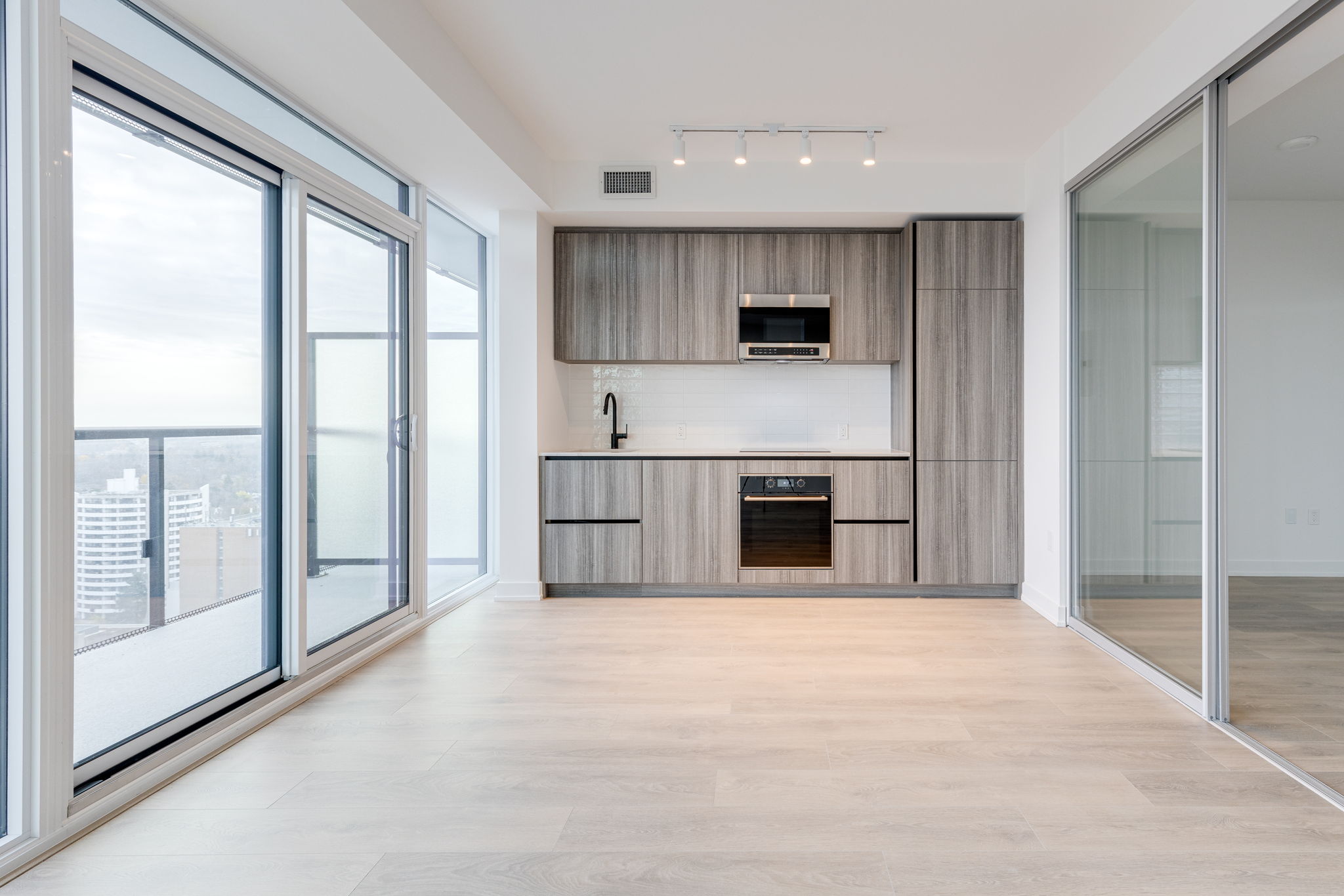 Toronto property showcase — delivered property photograph 7