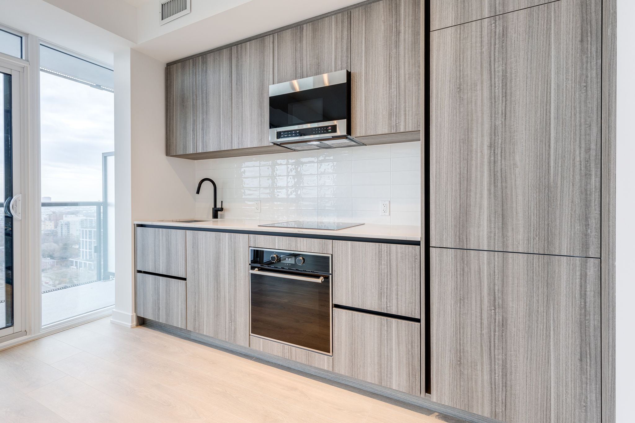 Toronto property showcase — delivered property photograph 11