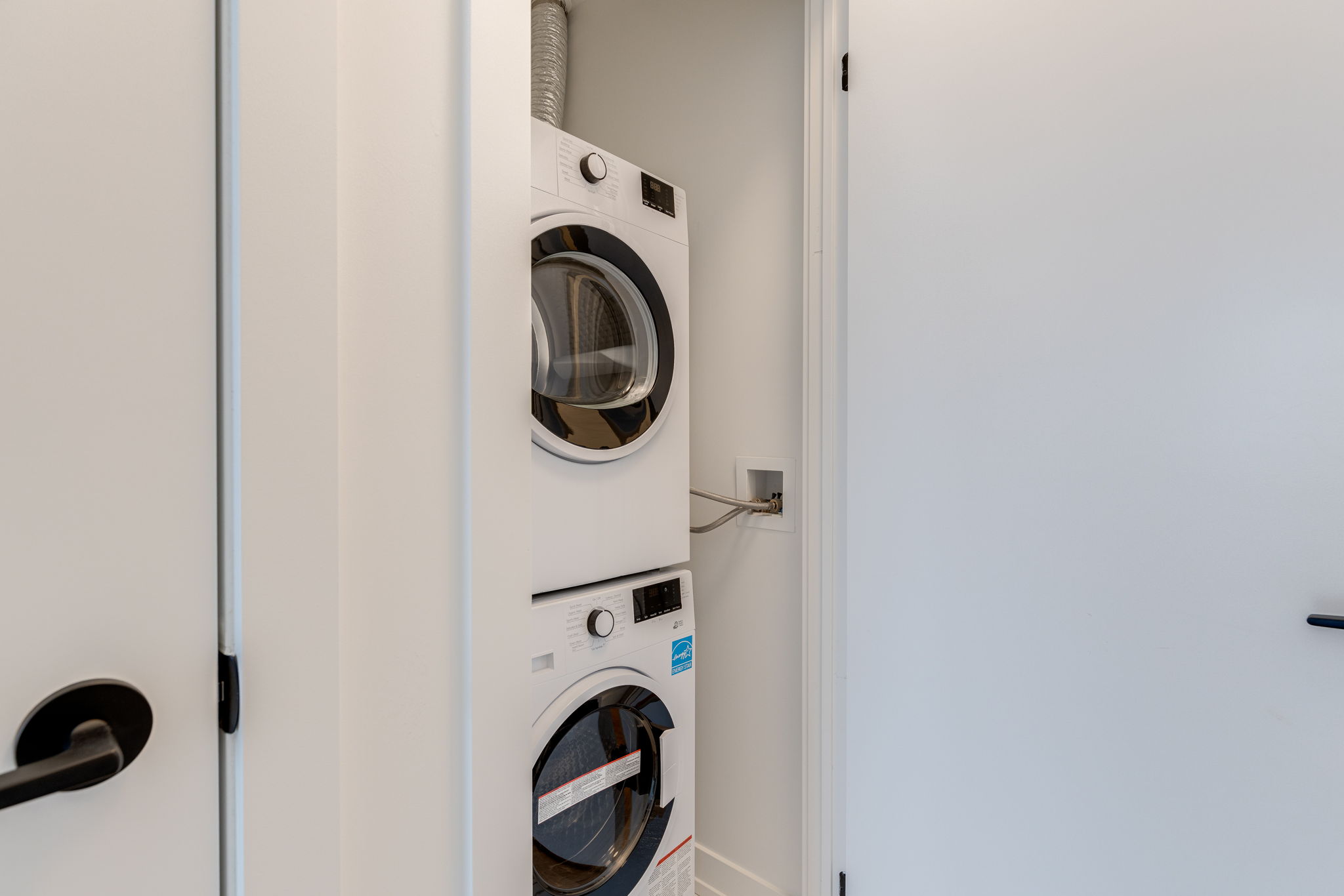 Toronto property showcase — delivered property photograph 17