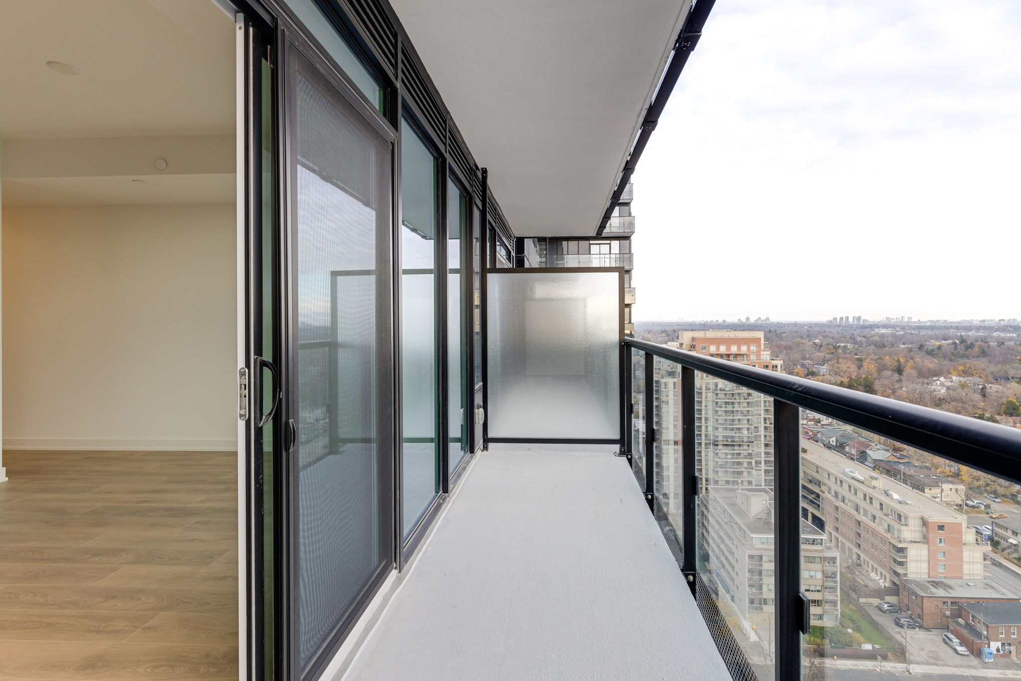 Toronto property showcase — delivered property photograph 19