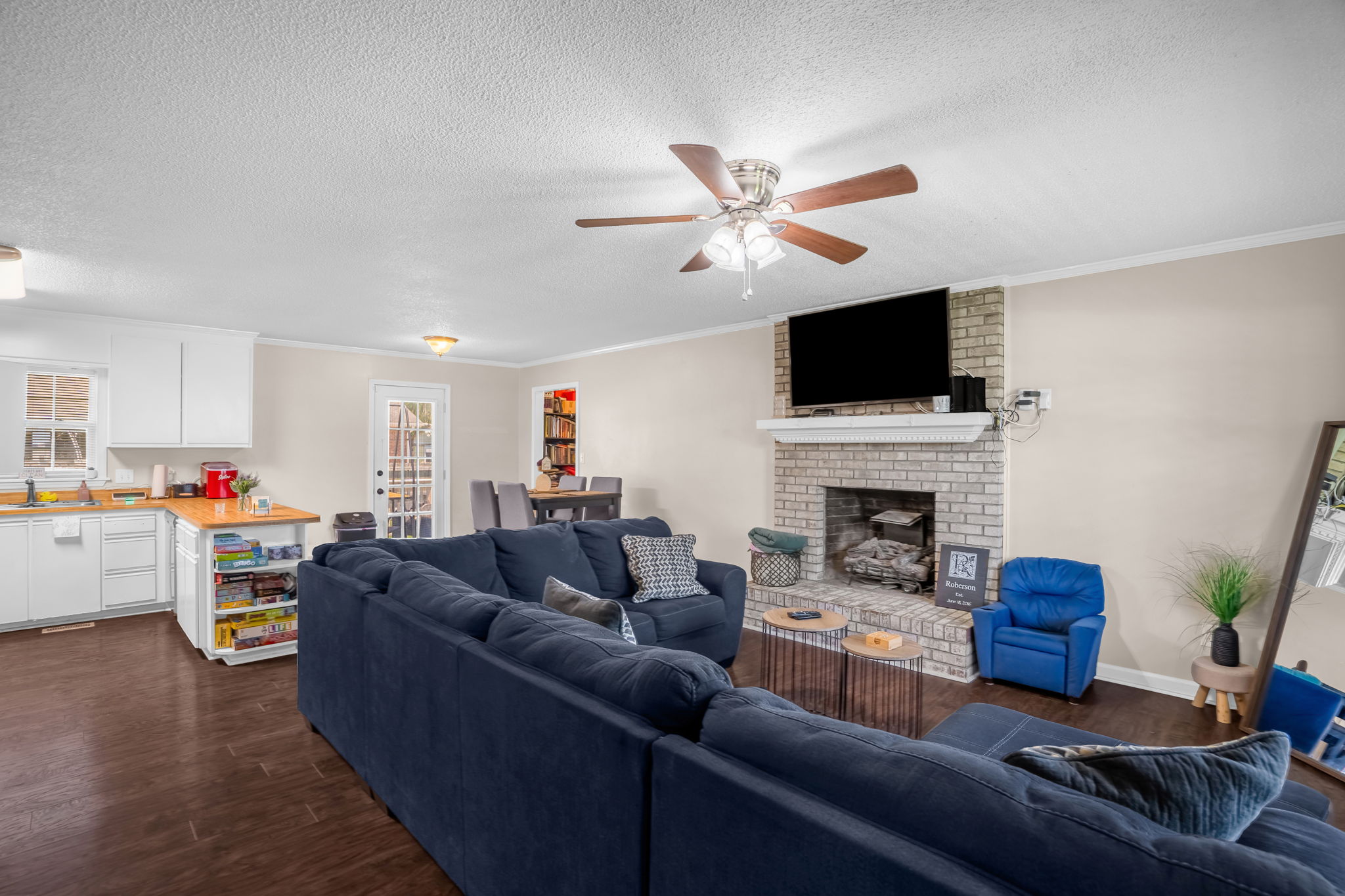 117 James Dr-5