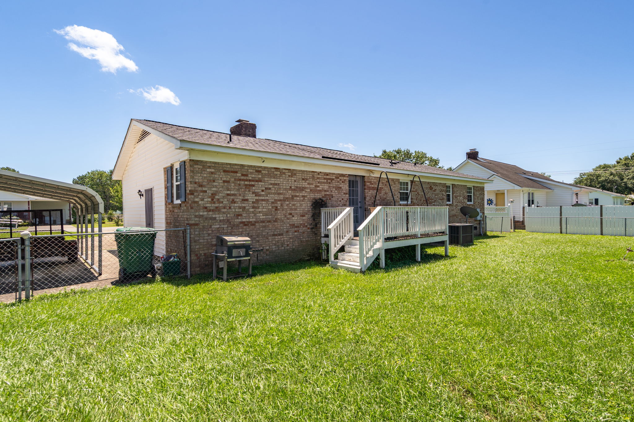 117 James Dr-27