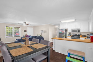 117 James Dr-10