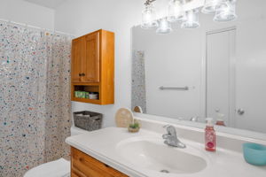 117 James Dr-21