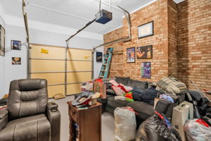 117 James Dr-24
