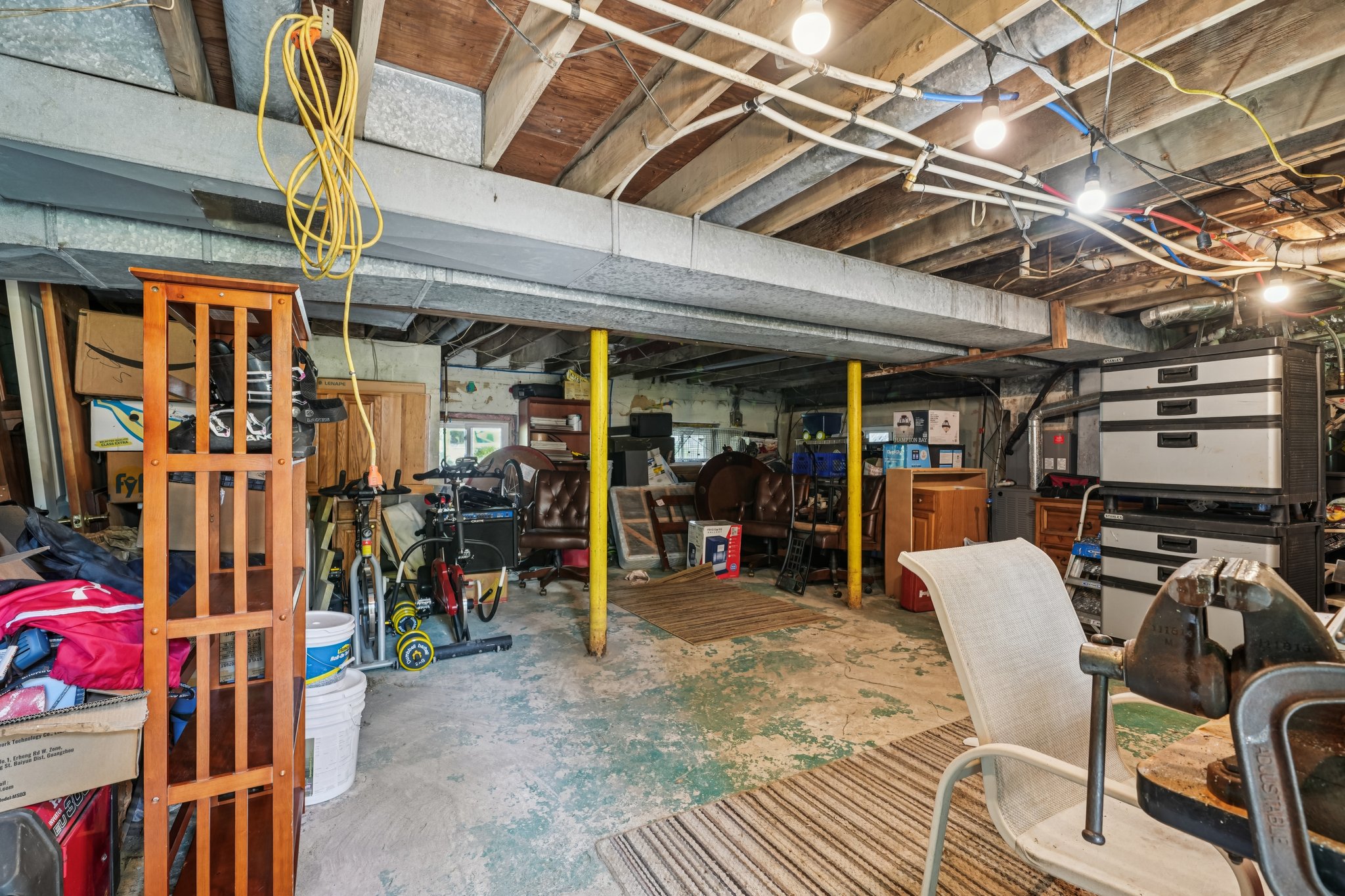 Manitee Ave-S1408-041.jpg