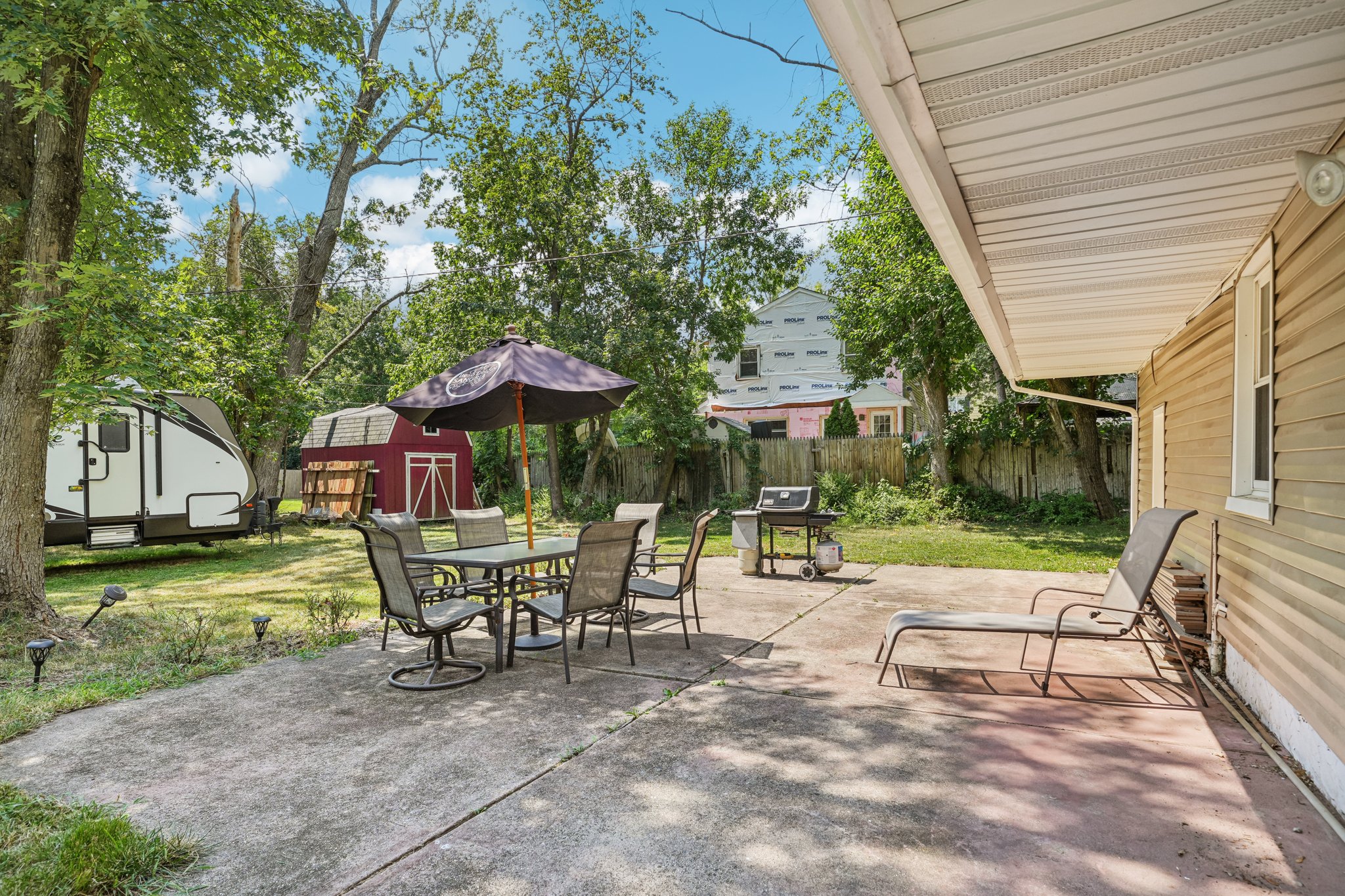Manitee Ave-S1408-050.jpg