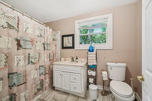 Manitee Ave-S1408-023.jpg