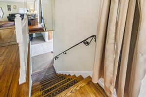 Manitee Ave-S1408-025.jpg