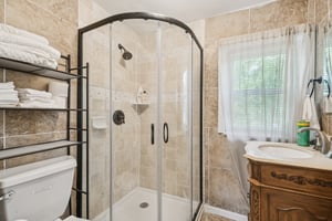 Manitee Ave-S1408-040.jpg