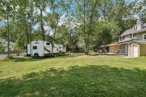 Manitee Ave-S1408-049.jpg
