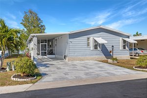 Front Exterior 1.jpg