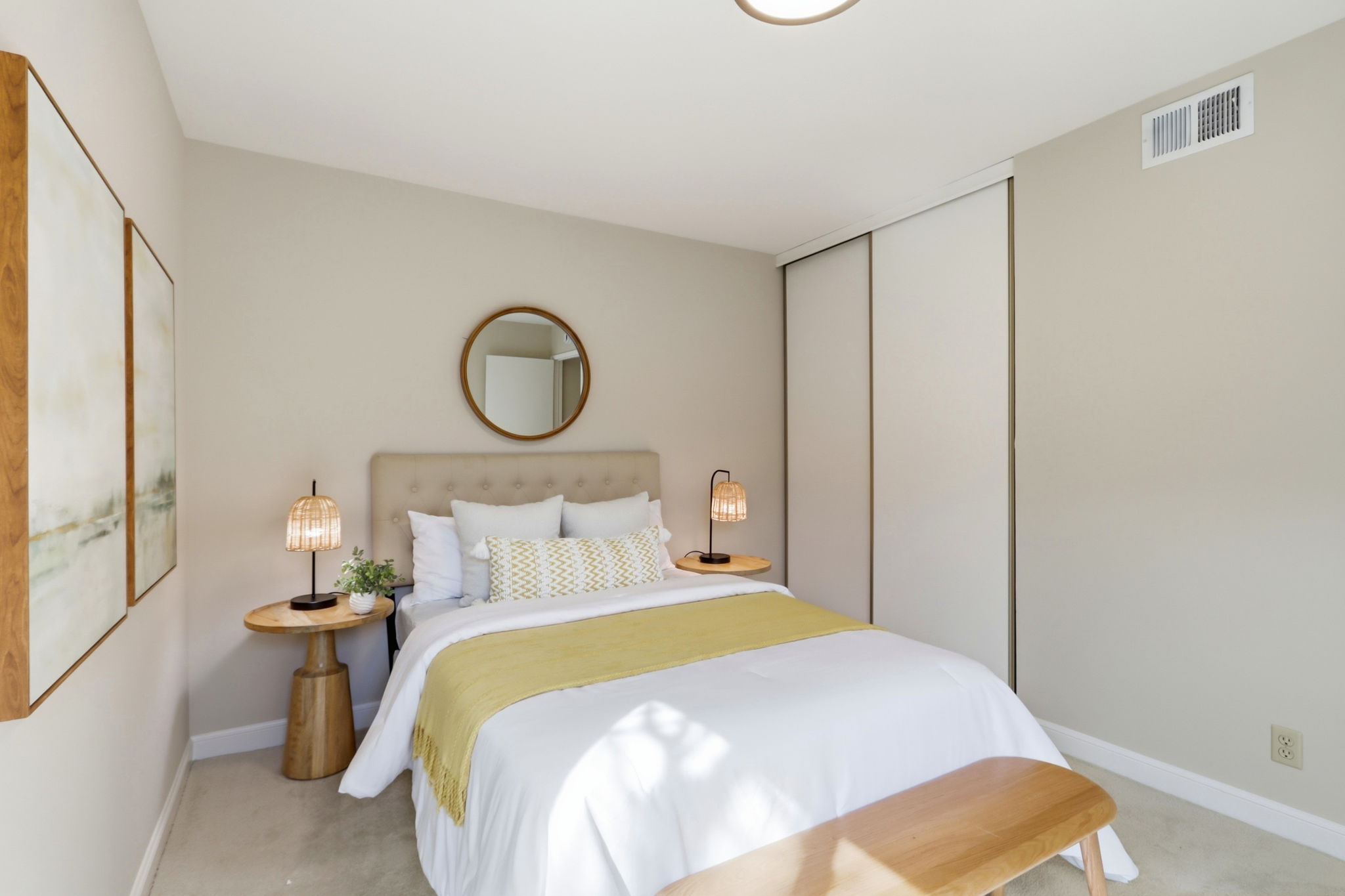 024_F8_117 Milmar Way