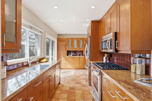 010_F8_117 Milmar Way