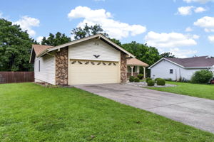  Photo 0