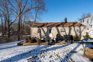 117 Orchard Hill Rd, Meriden, CT 06451, USA Photo 4