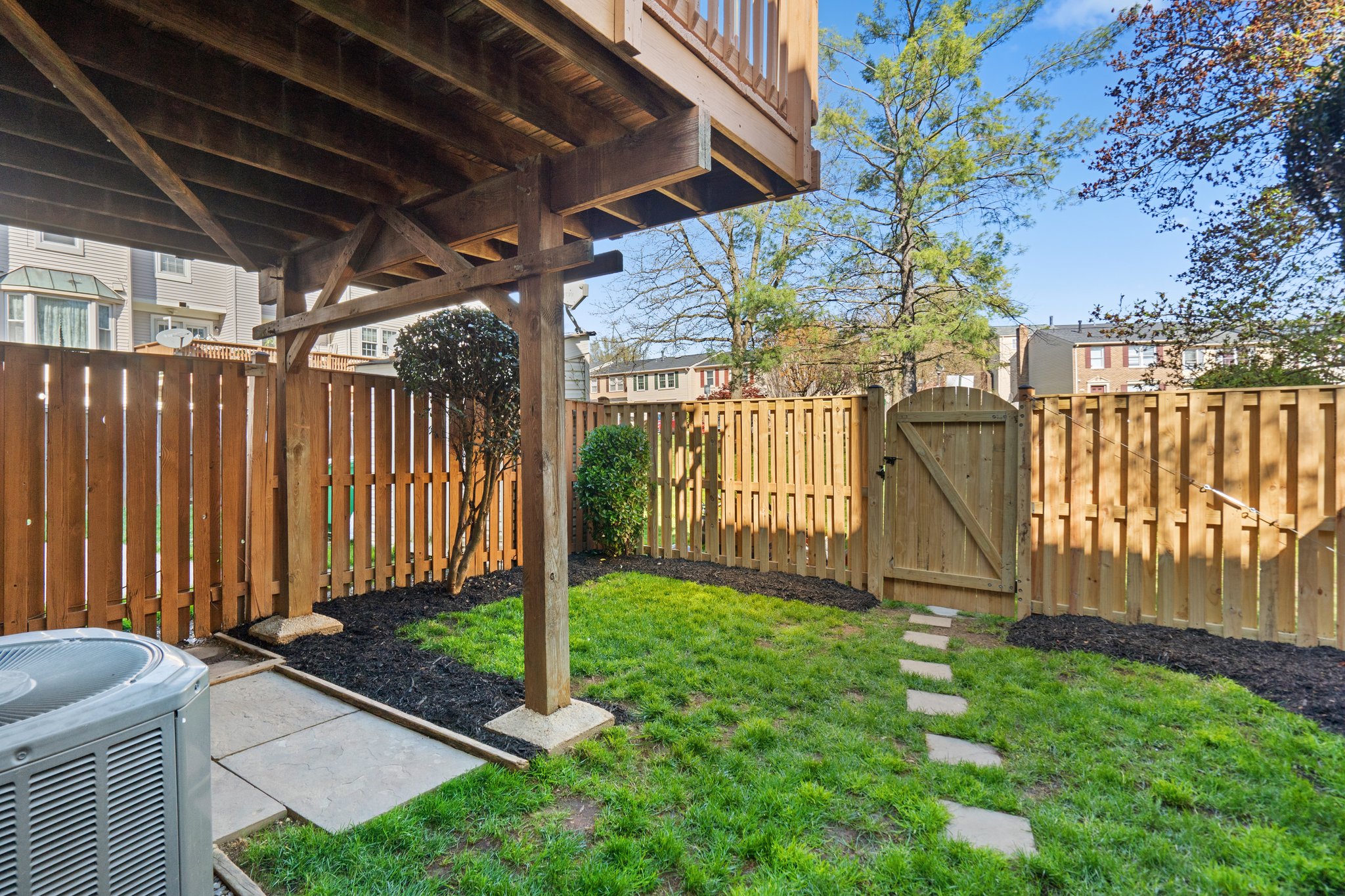 39. 117 Pontiac Way.jpg