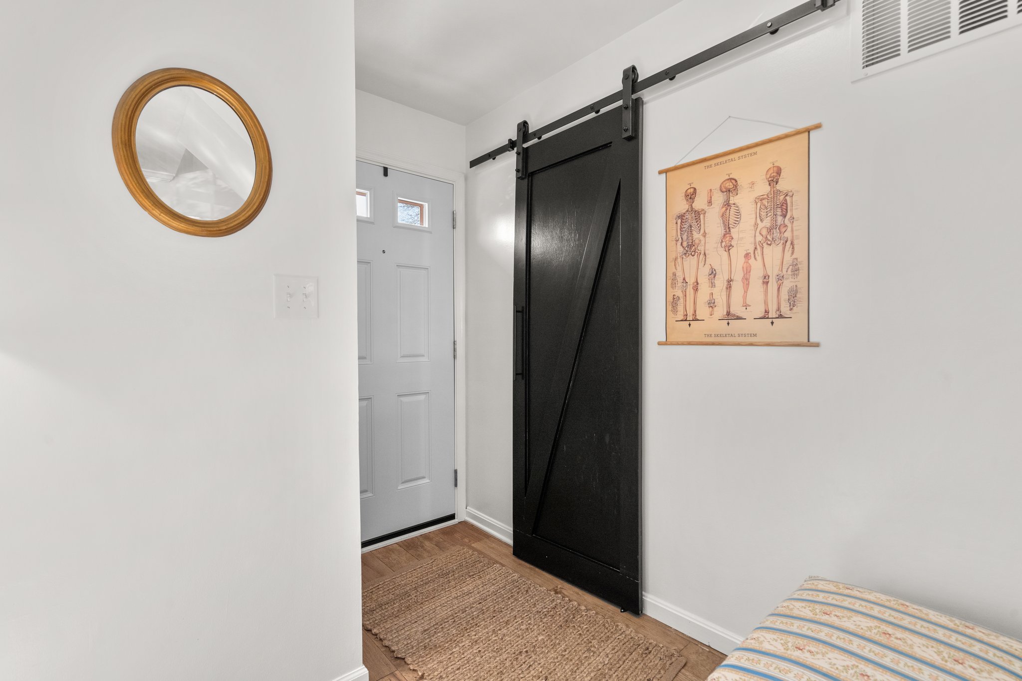 05. 117 Pontiac Way.jpg