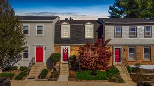 01. 117 Pontiac Way.jpg