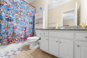  Photo 48