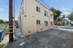  Photo 37