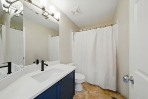  Photo 24