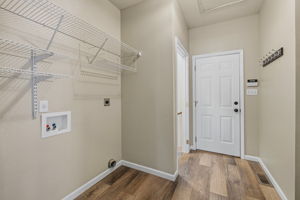  Photo 37