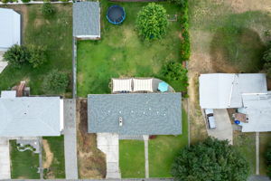  Photo 40
