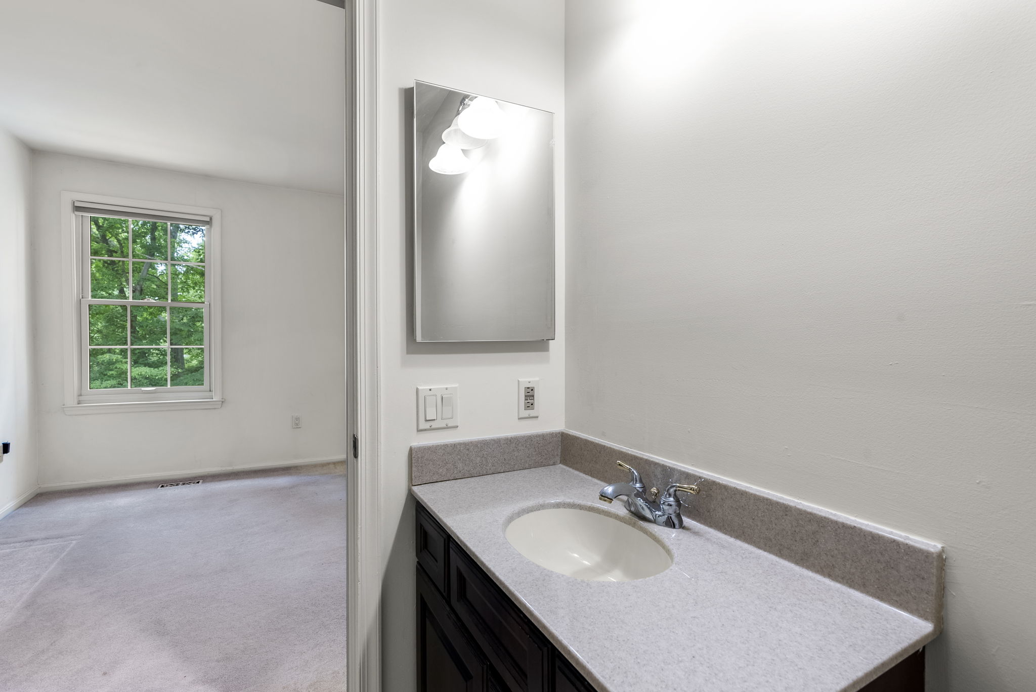11705 Lone Tree 33