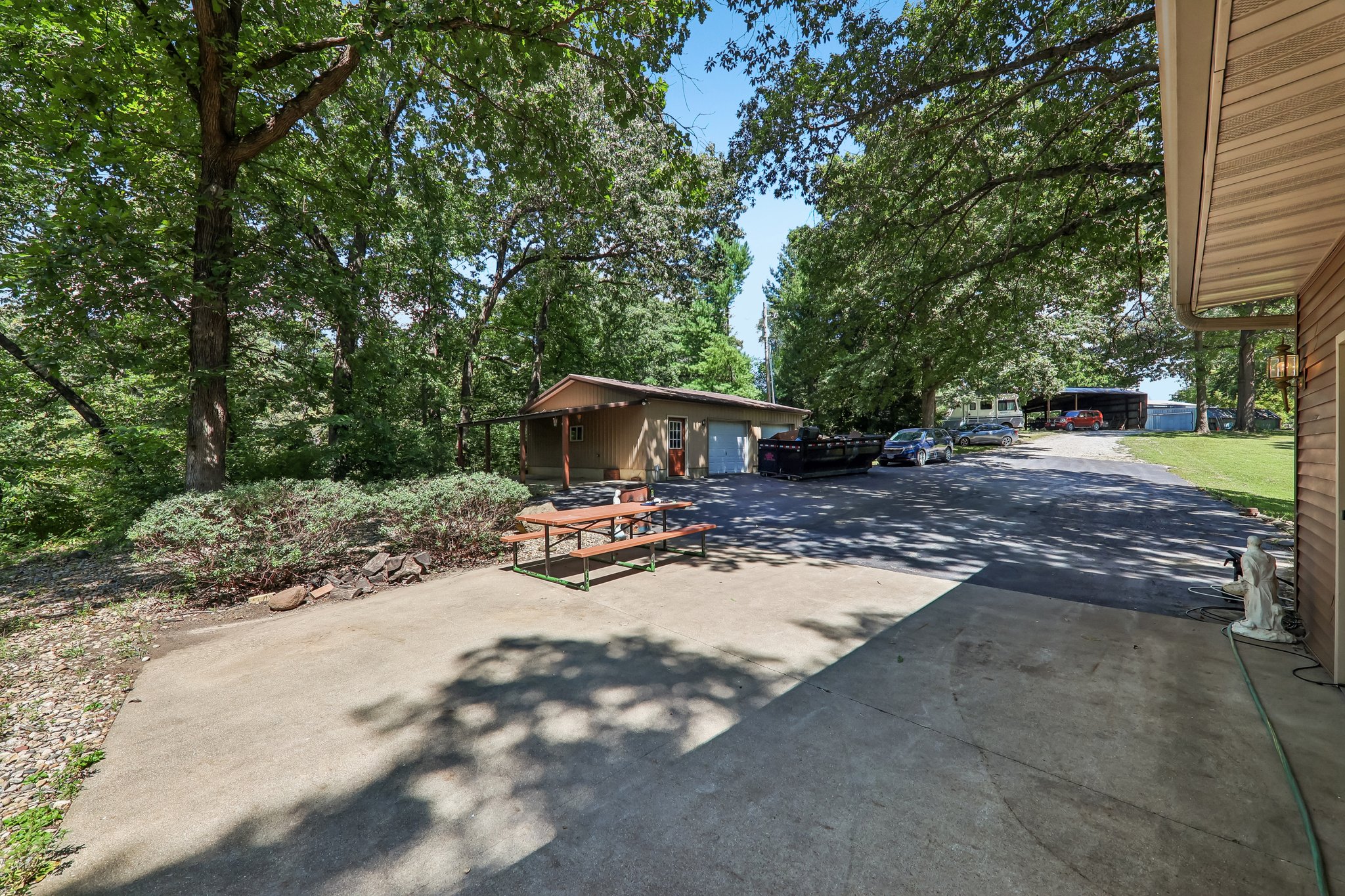 11706 Walshville Trail-S2908-004.jpg